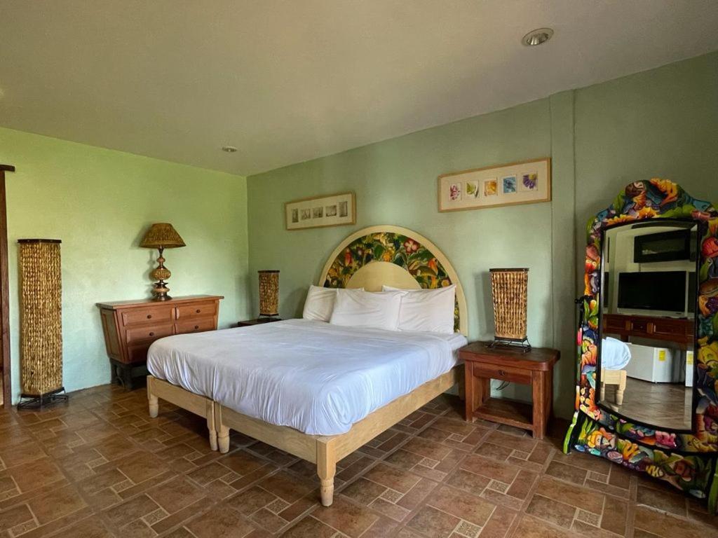 Eco Hotel Ixhi Пацкуаро Экстерьер фото