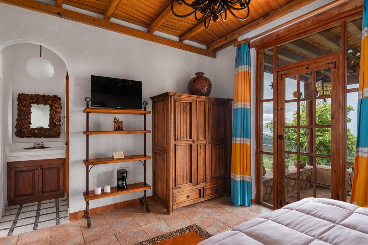 Eco Hotel Ixhi Пацкуаро Экстерьер фото