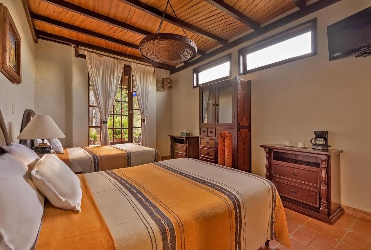 Eco Hotel Ixhi Пацкуаро Экстерьер фото