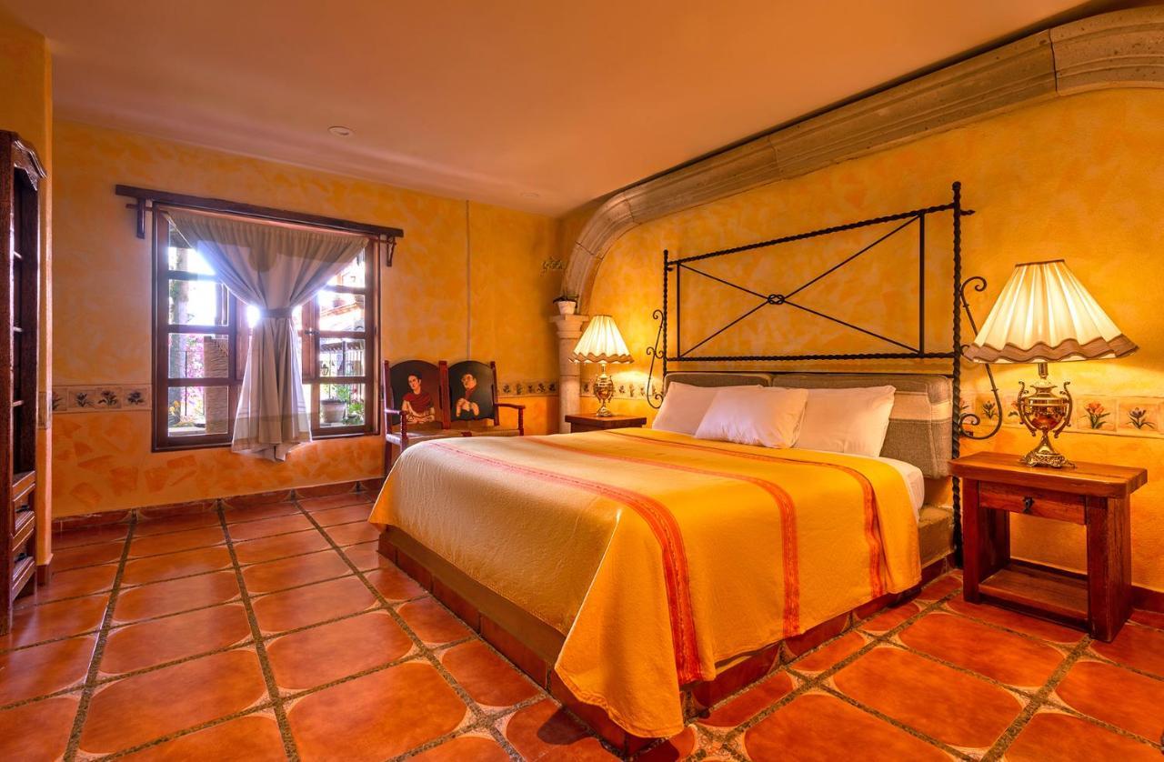 Eco Hotel Ixhi Пацкуаро Экстерьер фото