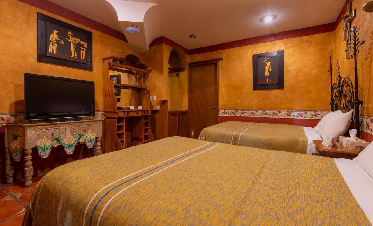 Eco Hotel Ixhi Пацкуаро Экстерьер фото