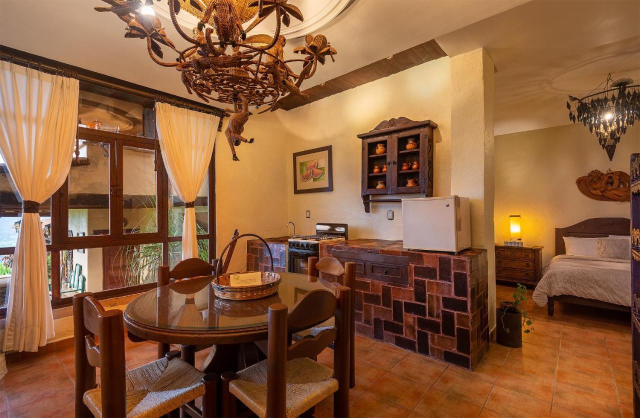 Eco Hotel Ixhi Пацкуаро Экстерьер фото